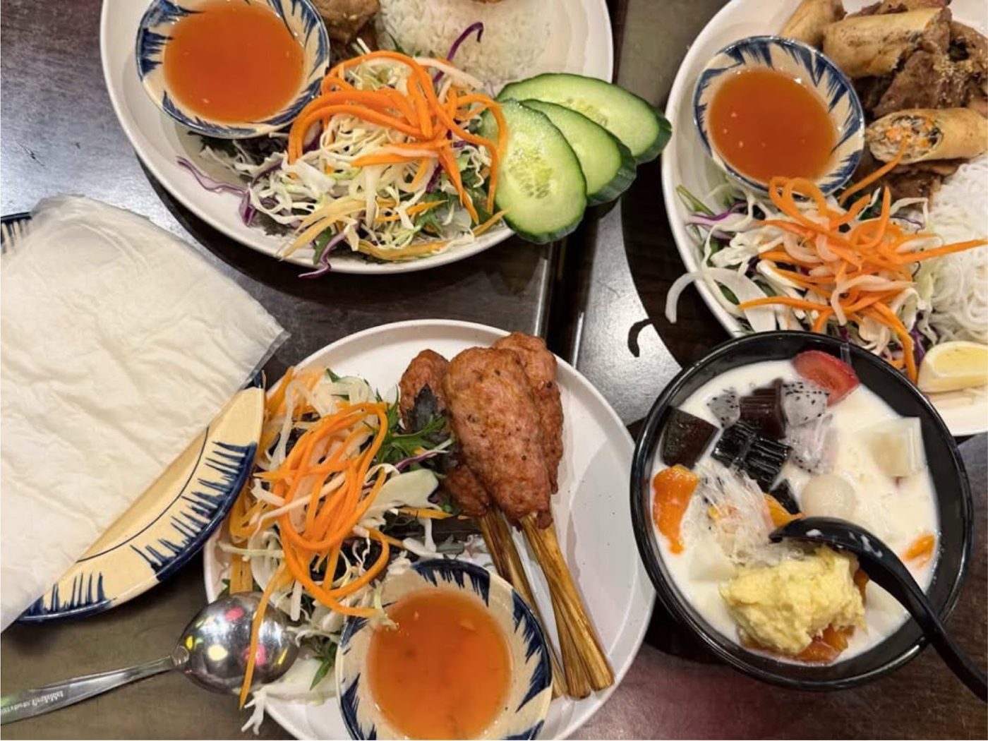 Vie Coffee and Vietnamese Street Food listing photograph 07